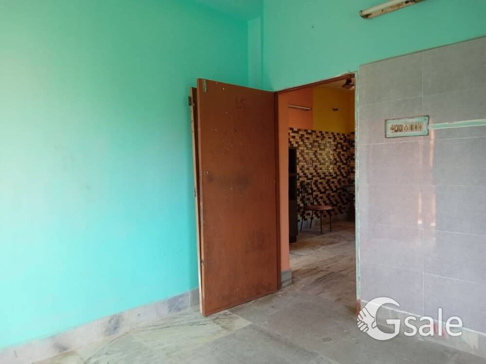 630 sqft 2BHK RRSELL FLAT 