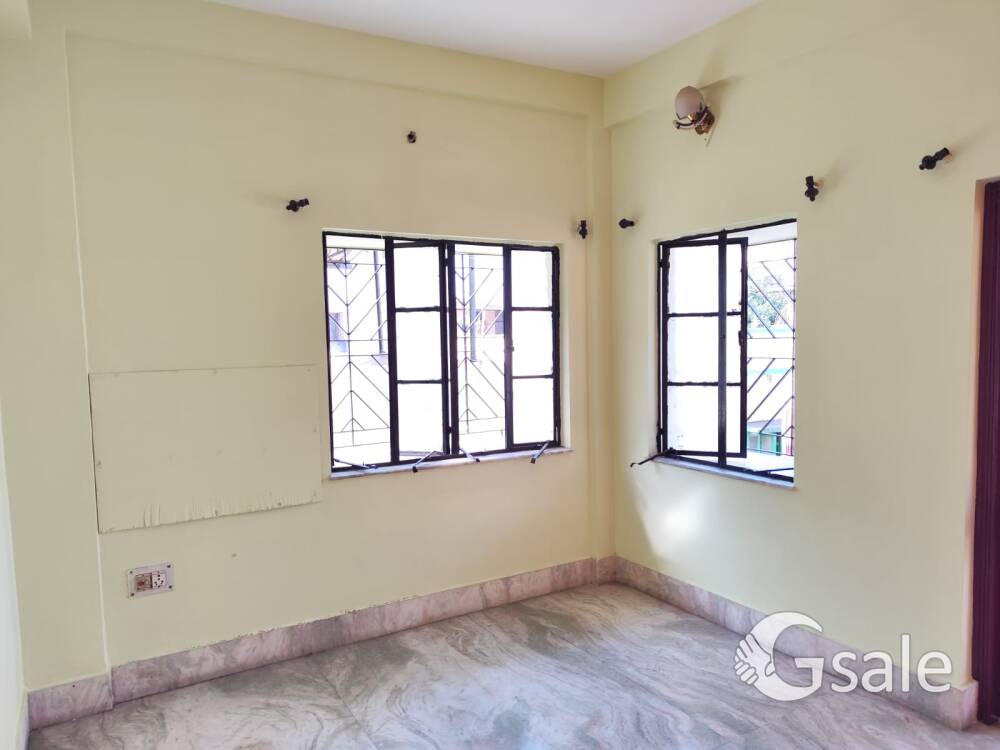 URGENT SELL,715 sqft 2BHK FLAT 