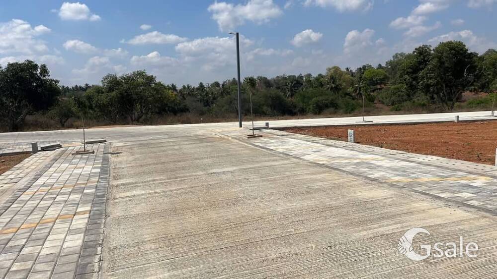 YESH ELEGANCE HUNSU ROAD MAIN FULLY DEVELOPED 