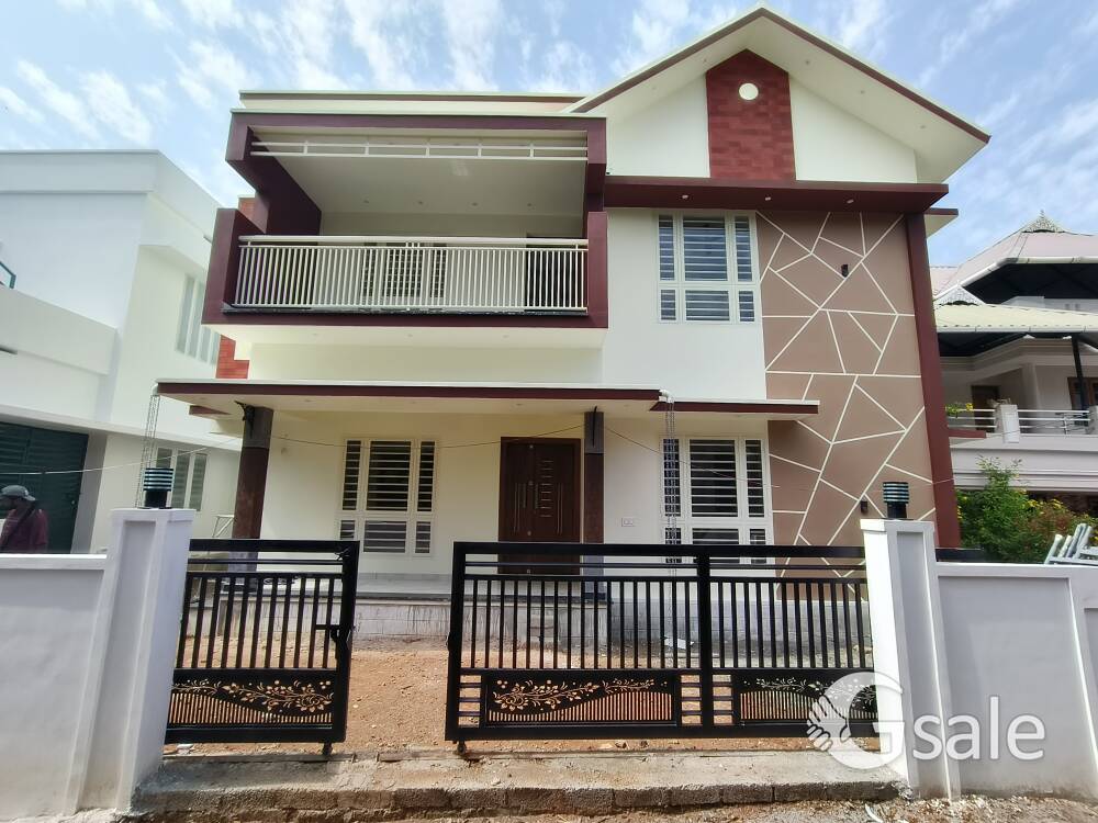 മനോഹരമായ പുതിയ വീട് വില്പനയ്ക്ക് 