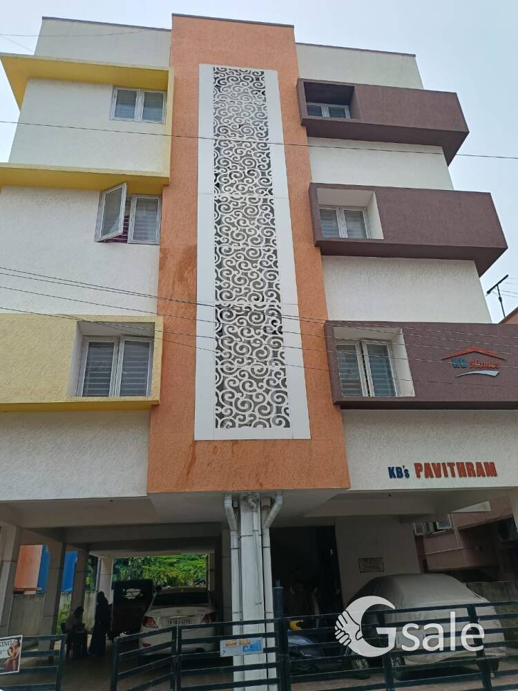 Flat for sale 