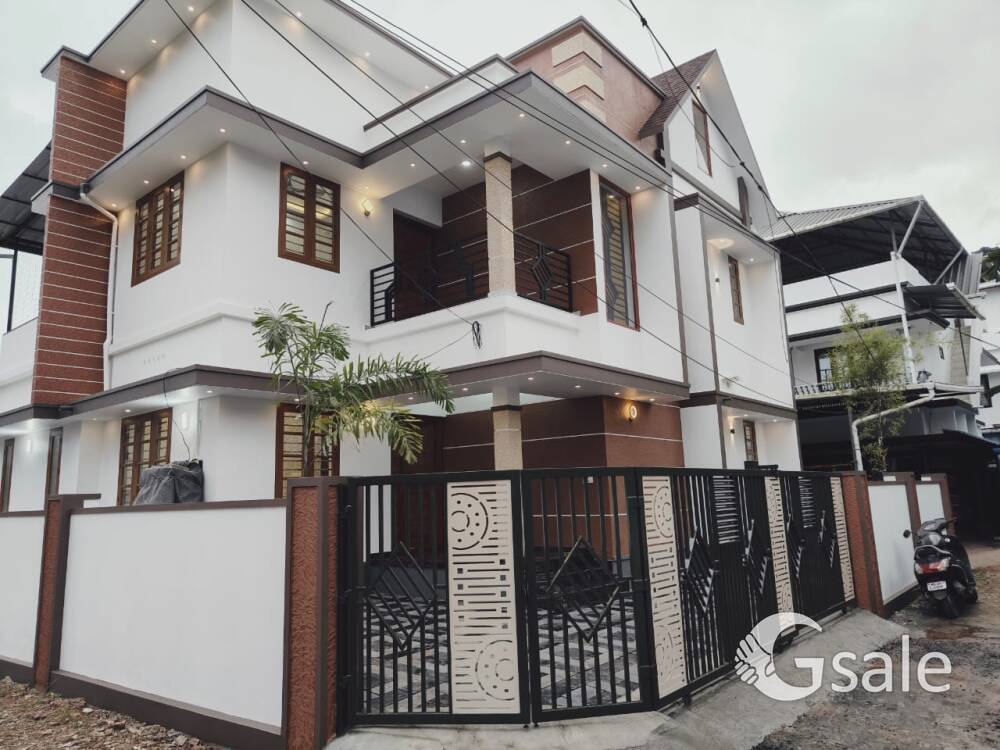 aluva 4bhknew house4.5centseal