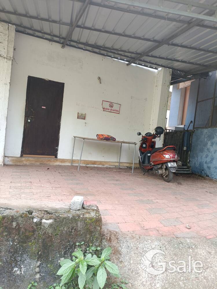 Building for sale 