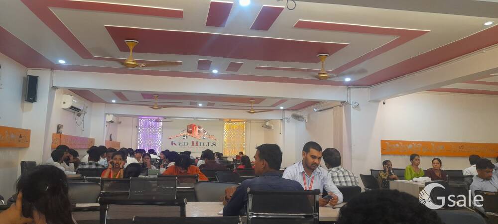 Kasia Kushinagar m Office Work Karne k liye call kre 8400173363