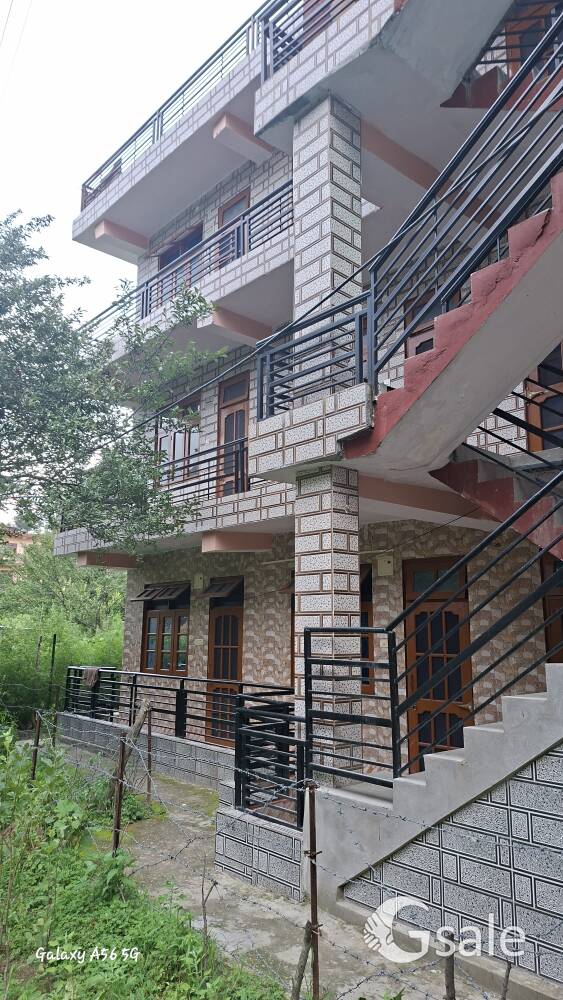 Bulding four sale