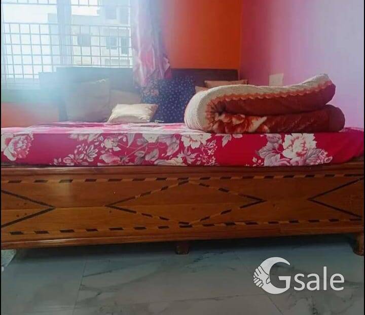 Titel - King size bed
