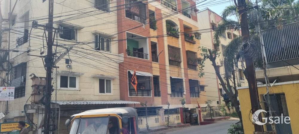 Flat for sale 