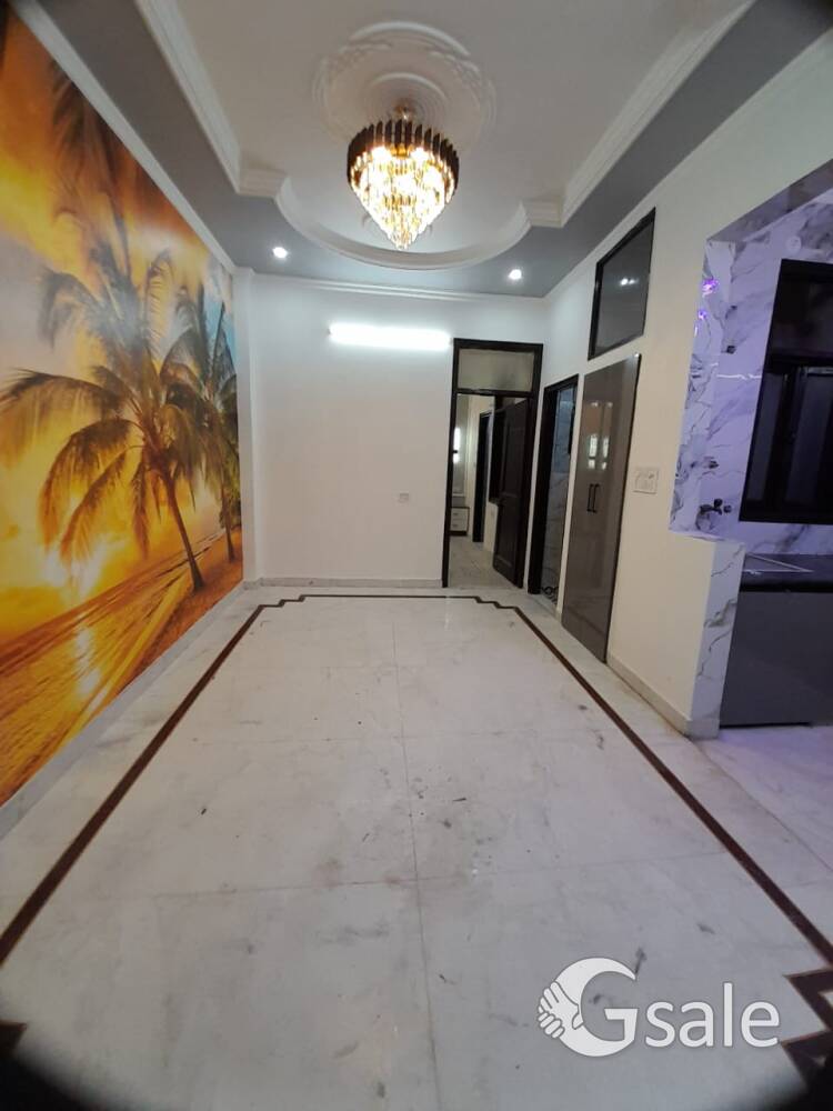 60 Mtr Floor Rohini Sector-24, 2 Bhk Floor Vry Gud Condision,72 Gaj hurry up Vry low Price.