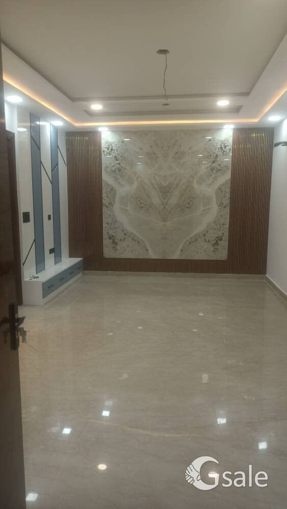 4bhk Floor,Lift+Parking In Rohini Sector-24.150 Gaj Vry gud Condition Property & Builder Floor.
