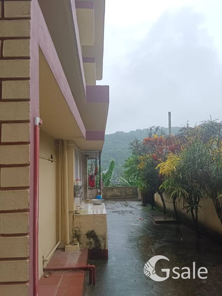 Geetanagar Area in 1 kotha 5 Miyadi land with G+1 Building for sale 1 crore 56 lakhs..