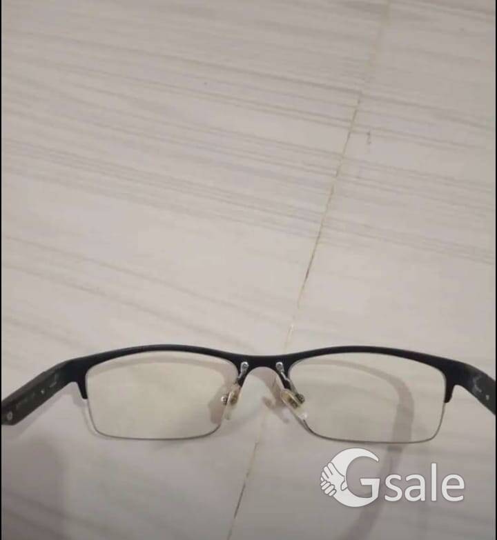 Titan Eyeglass 