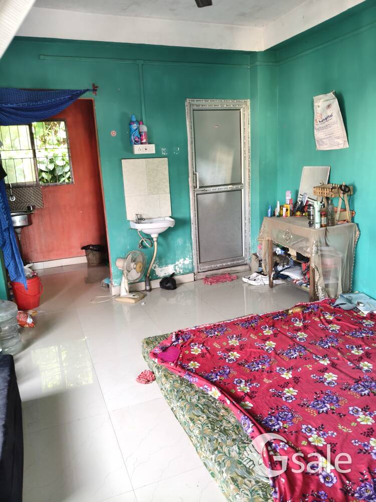 independent single room available at ganeshguri 
