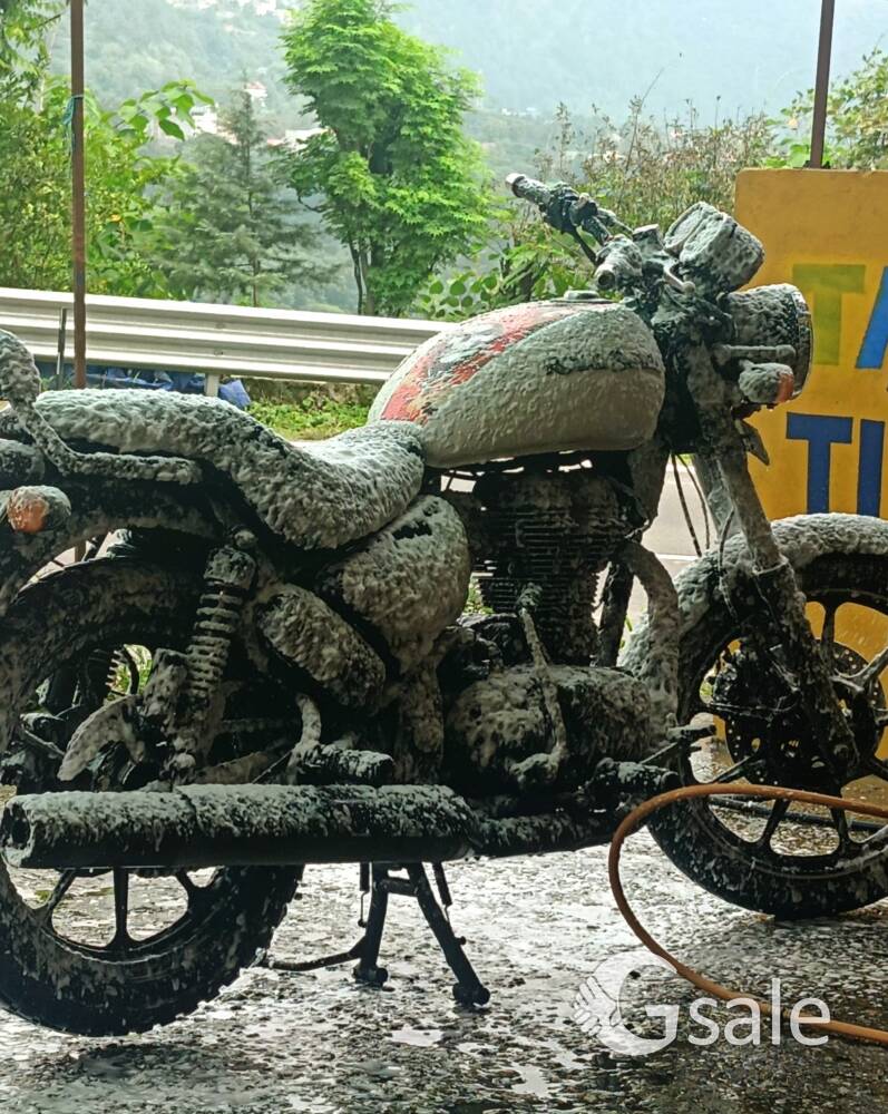 royal Enfield thunderbird