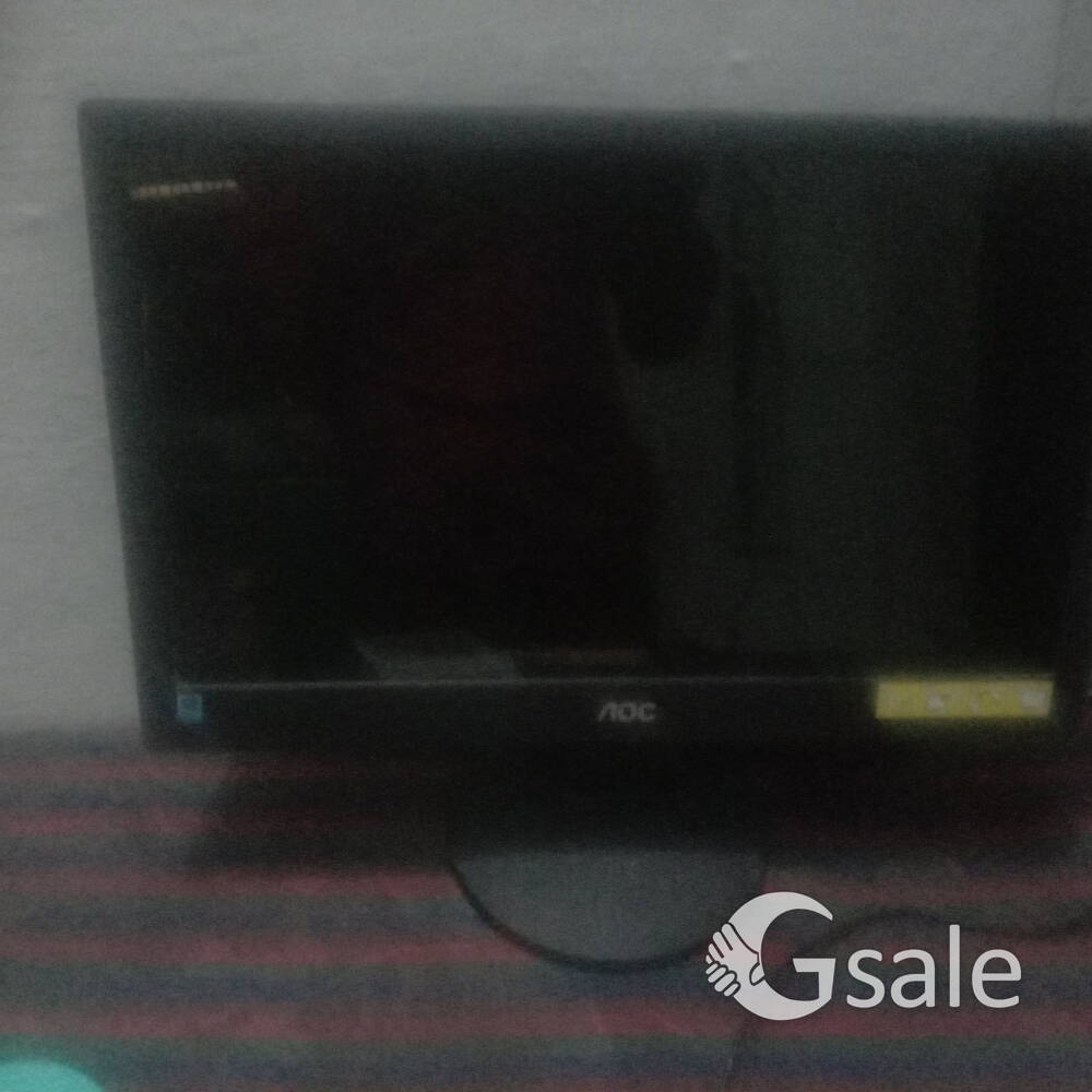 15 inch AOC very good condition urgent sale
