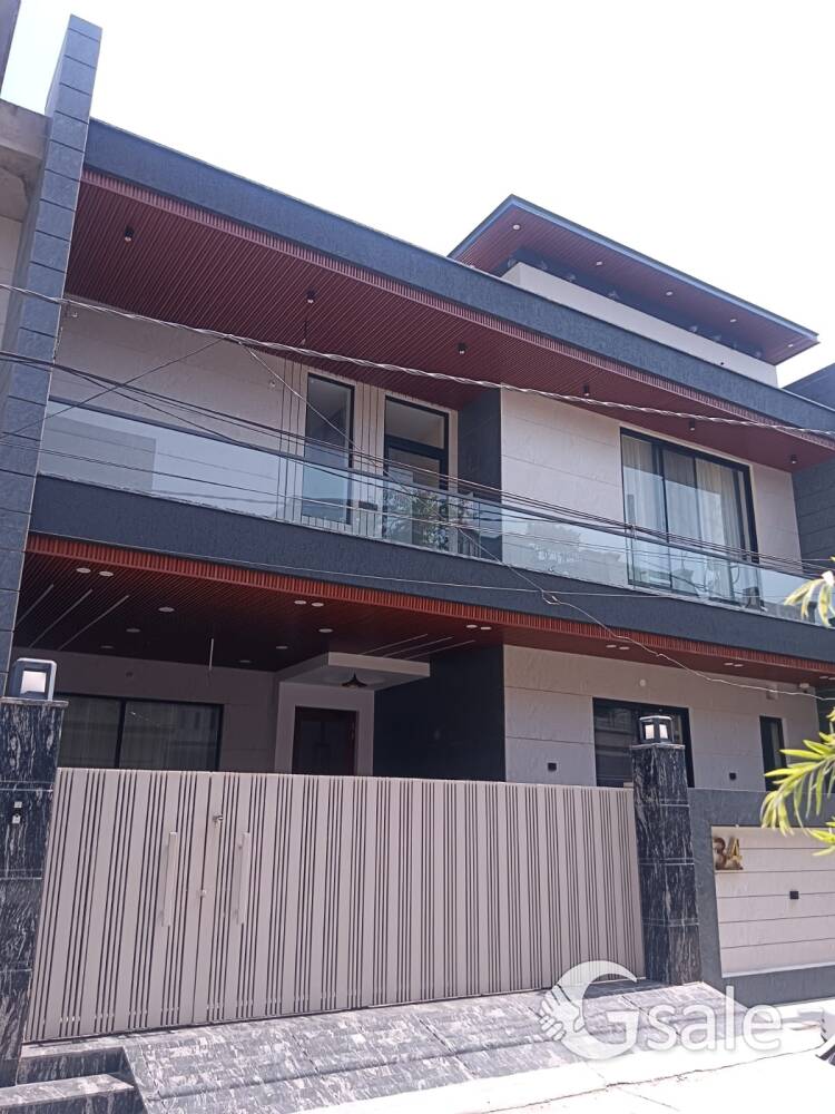 4bhk 9 marlas demand 1cr 80 lac location raja garden nr mithapur 
