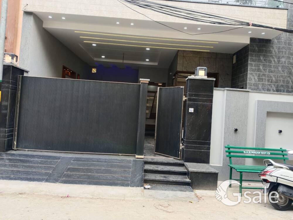 4bhk 9 marlas demand 1cr 40 lac nr model town toh  4 km 