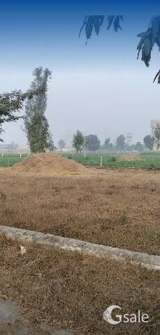  Commercial plot 17 marlas with 30 ft front on main mcdonald road rate 4.50 lac per m