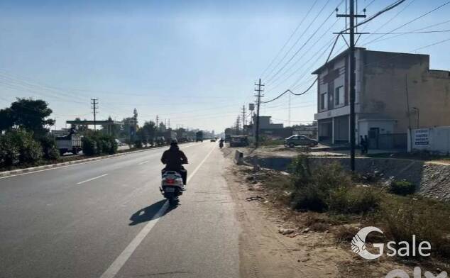 11x35 commercial shop/ plot available for sale in just 38 lac right at 66 ft road,Near Ameera mentio
