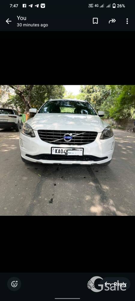 Volvo XC60 D4White color👉KA registration 👉28 Oct 2016 registration 👉 1st owner Diesel  130000 km 