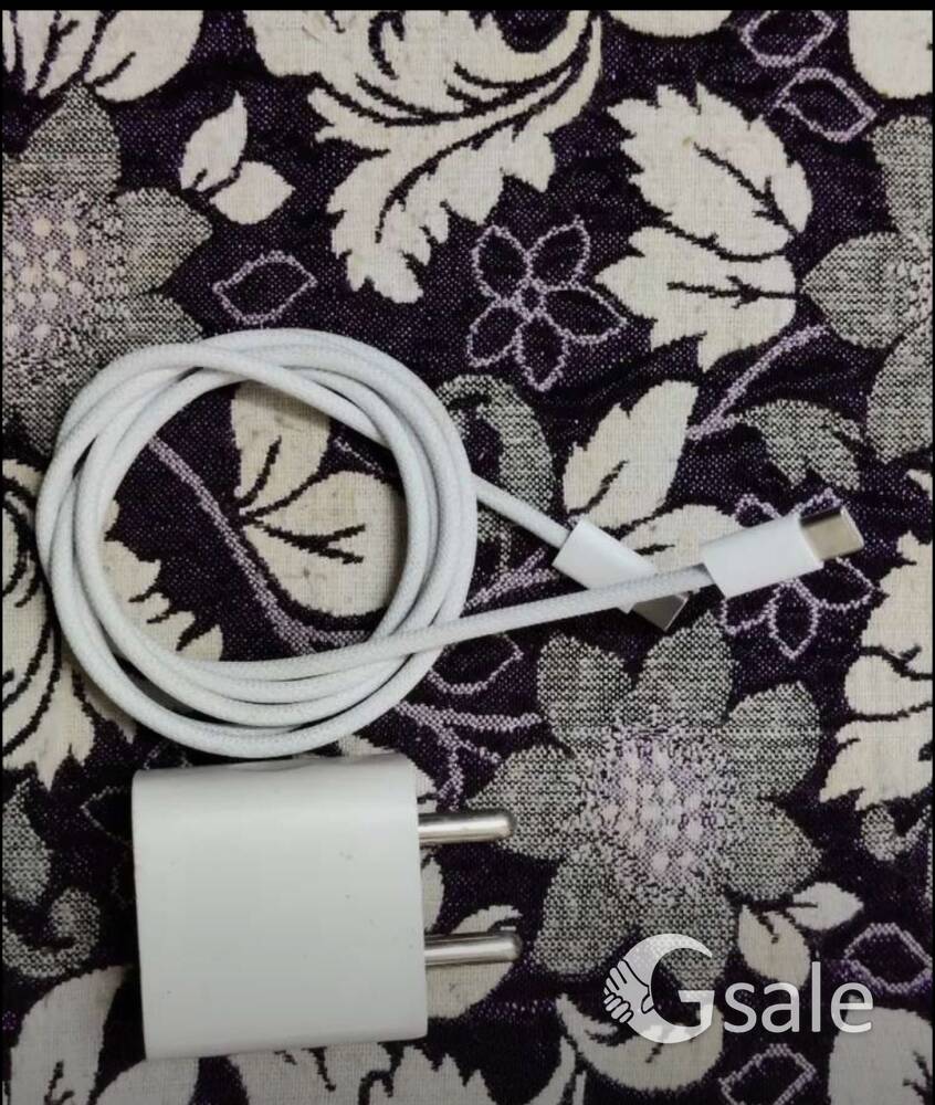 IPHONE 20W ORIGNAL CHARGER WITH ORIGINAL IPHONE 16 SERIES C TO C CABLE