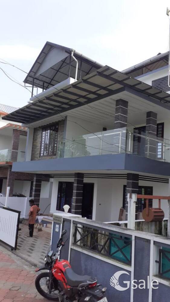 വീട് വിൽപ്പനക്ക്