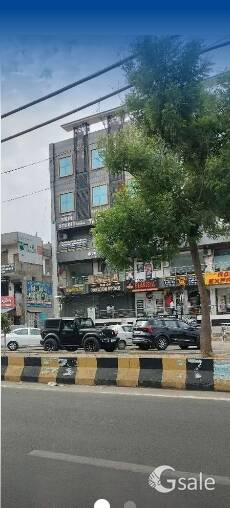 10*20 shop PPR mall double storey in 35 lac model town 