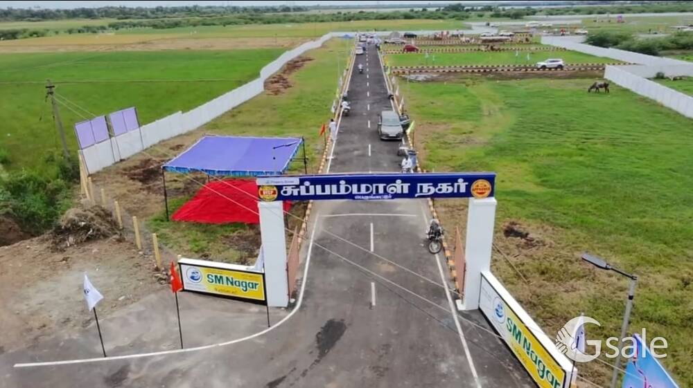  Plots 600 - 2000 Sq.ft Available 