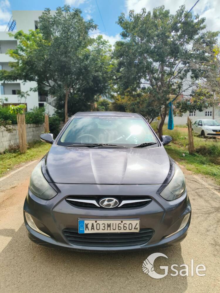 Hyundai Verna Model 2014Second owner ⛽ Petrol Km 120 kAll documents running Price 395000/- small neg