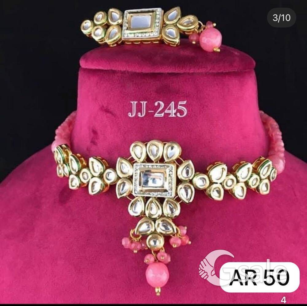 kundan madhe nacklas 