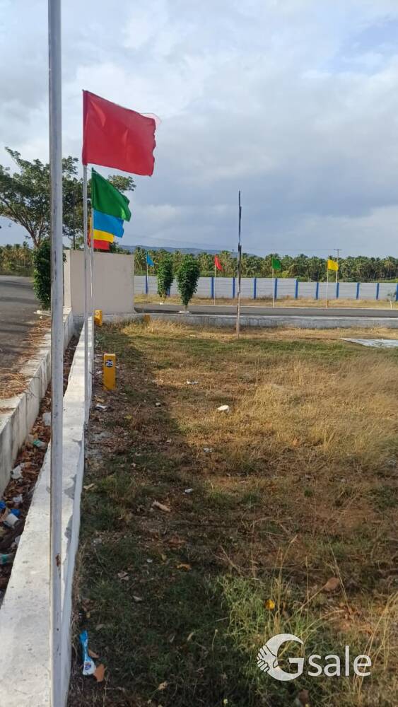 on Road Property Periyanakan palayam Varaghi Amman kovil near 