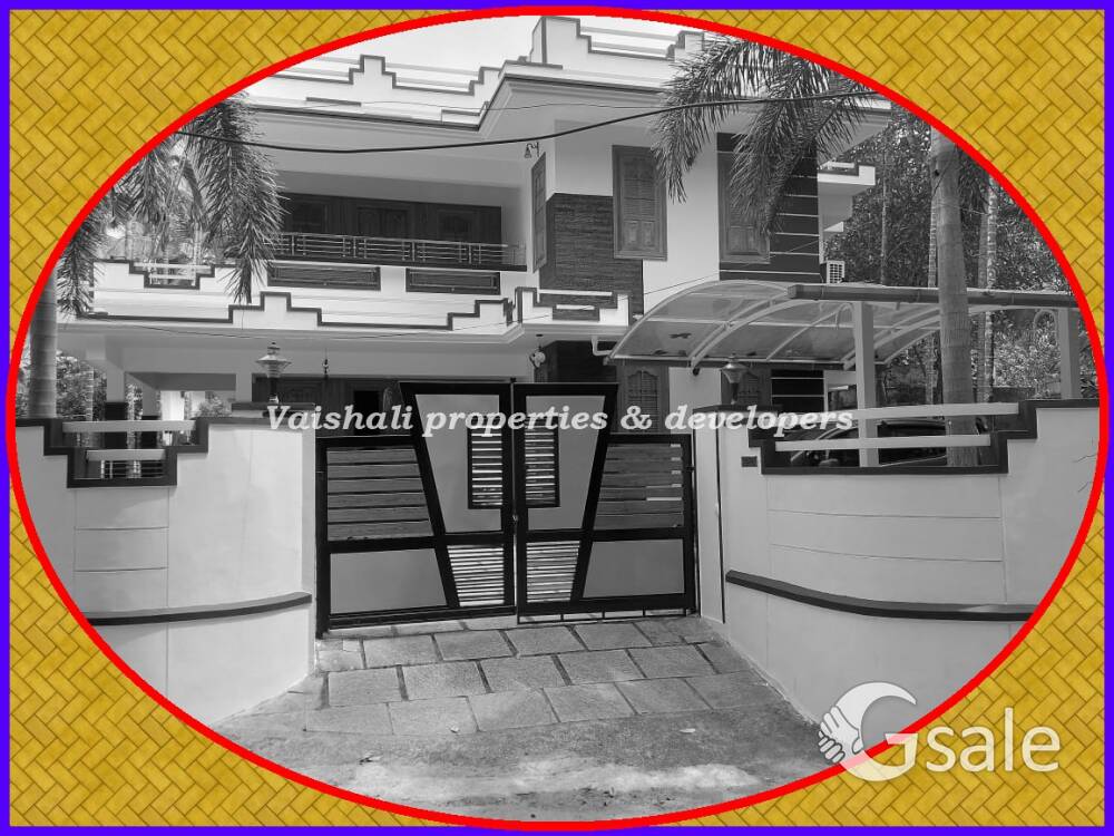 10 cents plot, 4bhk, 2900 sq.ft for sale in near Eranhikkal