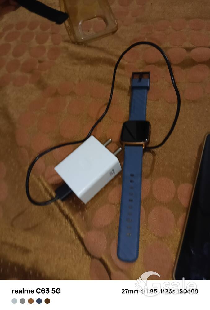 Fastrack Smartwatch with charger with Box