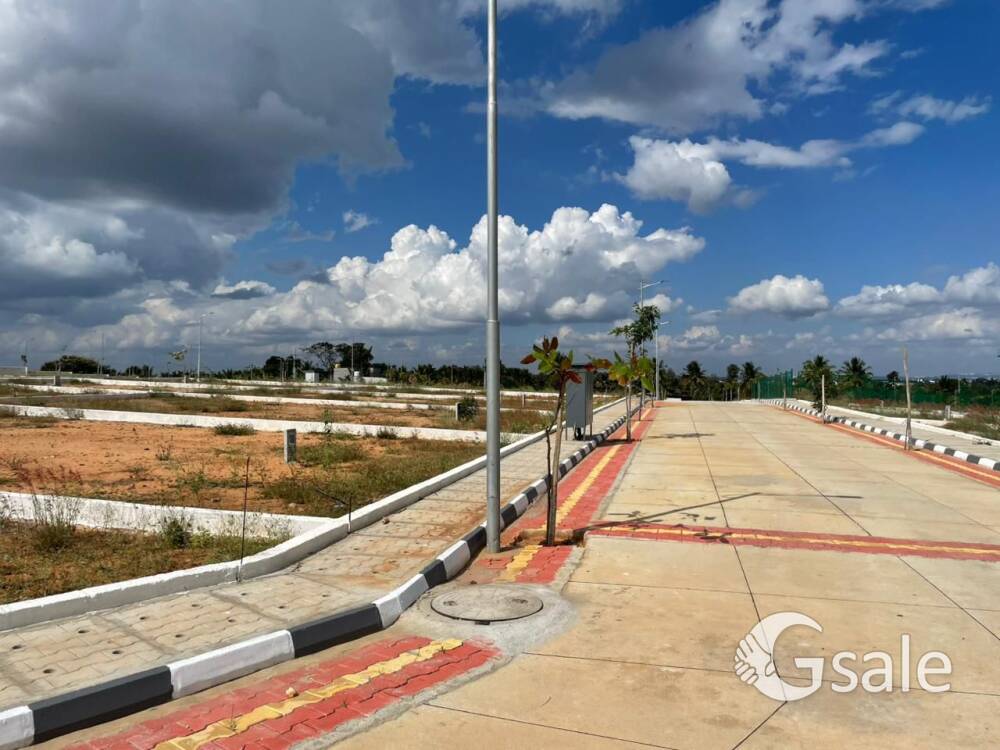 ORAIYAN SINDHOOR GReen City