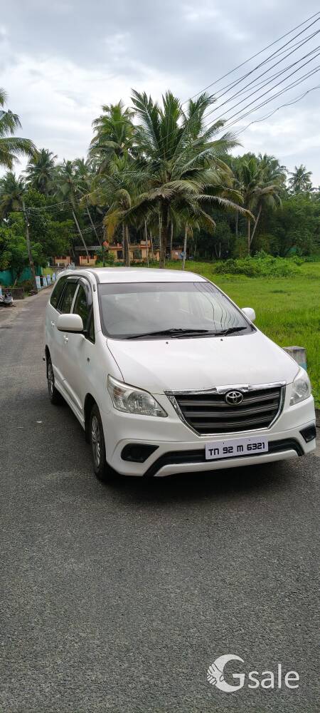 toyota innova 2015