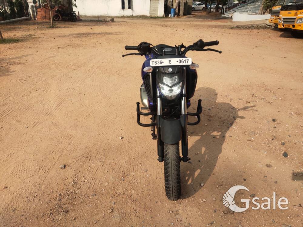 YAMAHA	FZ	BSIV