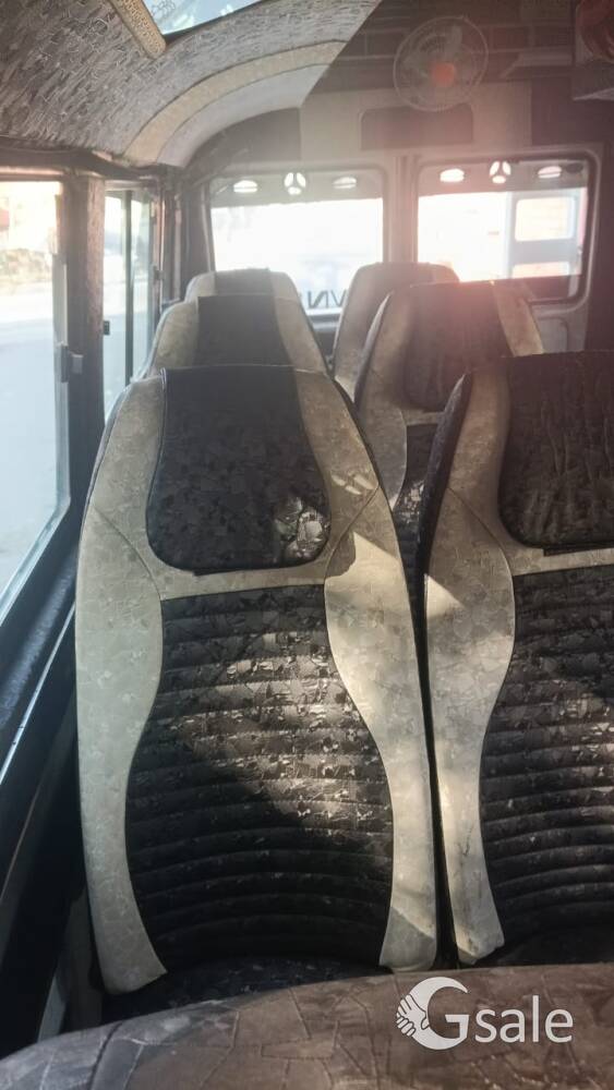 tempo traveller force