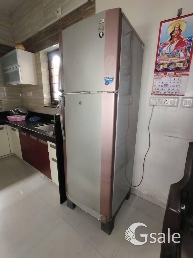 LG 340 Liter Double Door Refrigerator