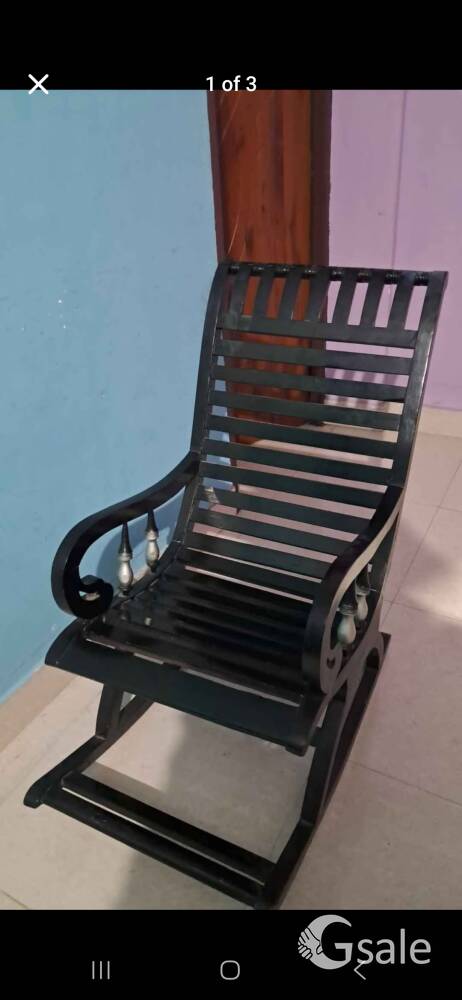 Chair (moving chair like jhoola)