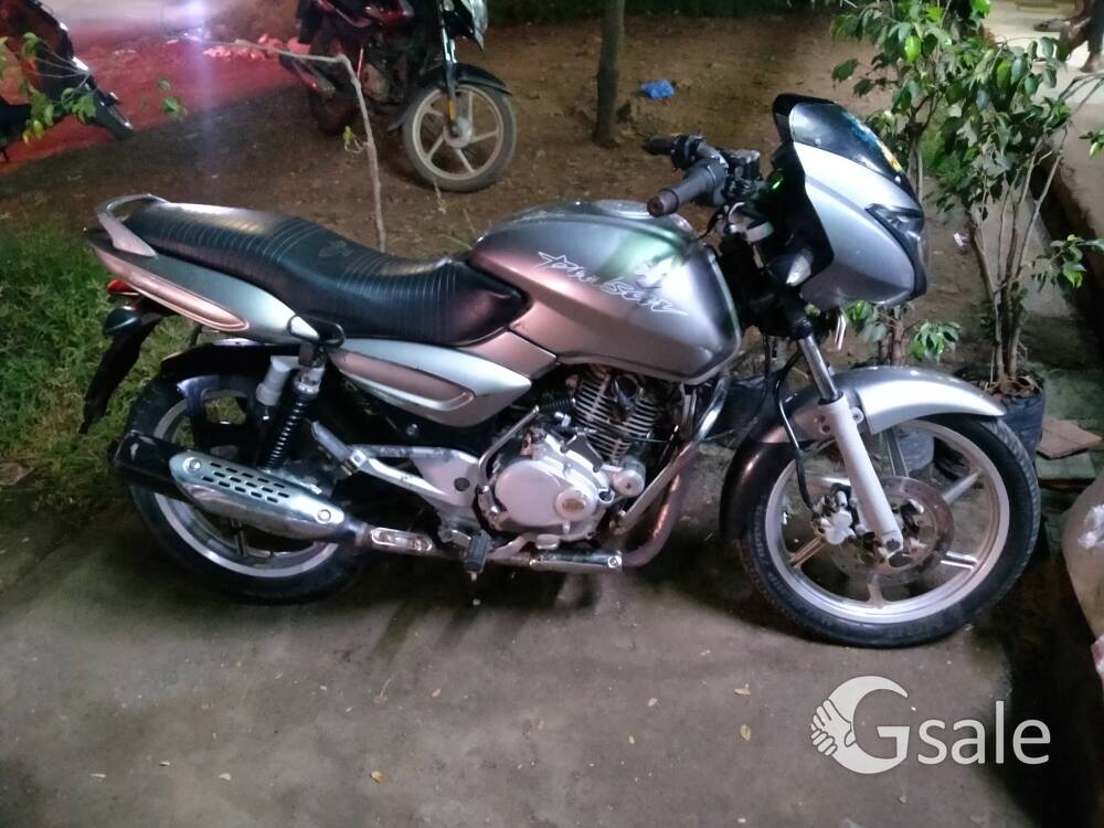 pulsar150cc single hand new battery full condion model 2007