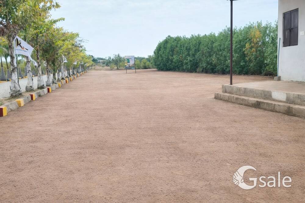 KNS SVABHUMI SANDAL MISTY 