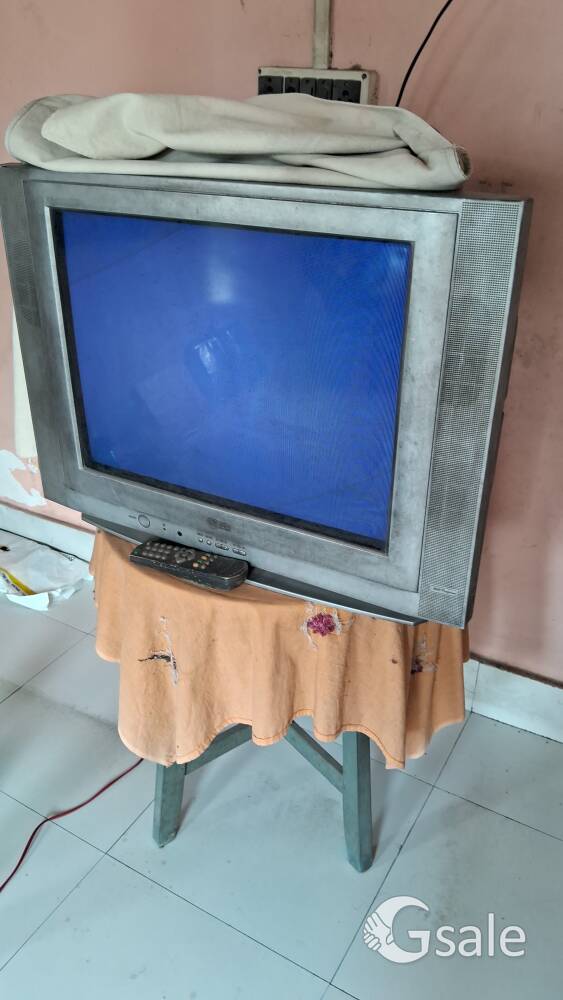Old Crt tv 