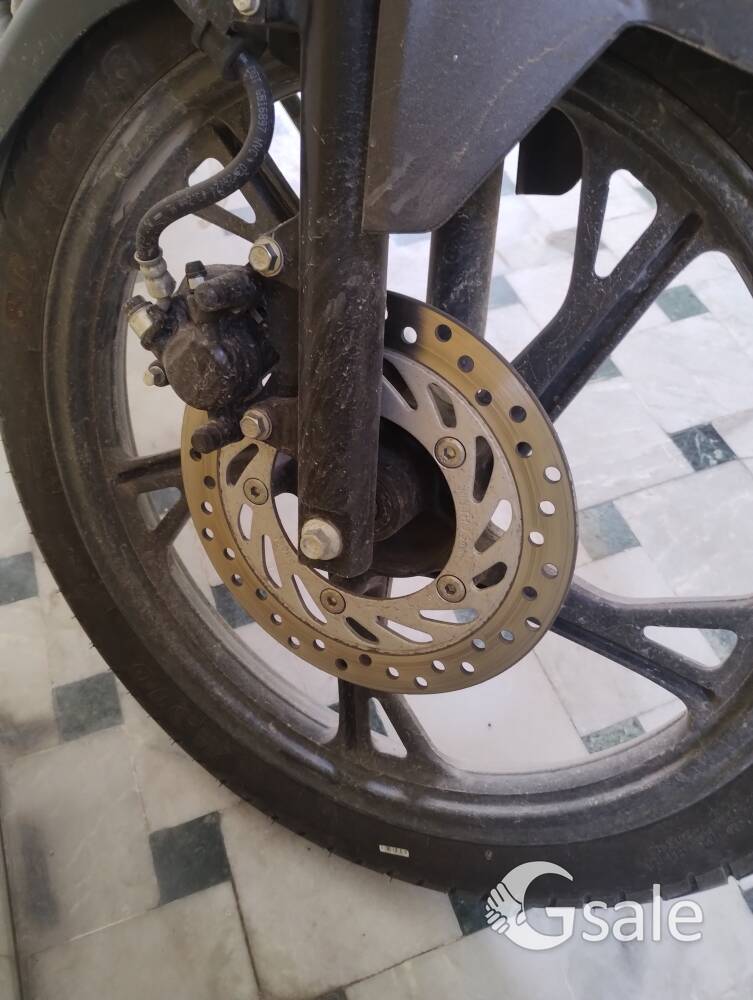 Sell moter cycle (Honda sp125) one & half year old & 3000 km. run