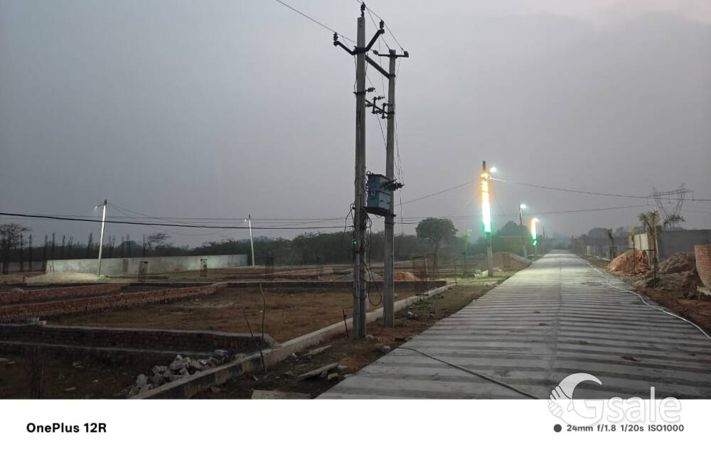 Lucknow investment plot. near IT city.. 9648986767