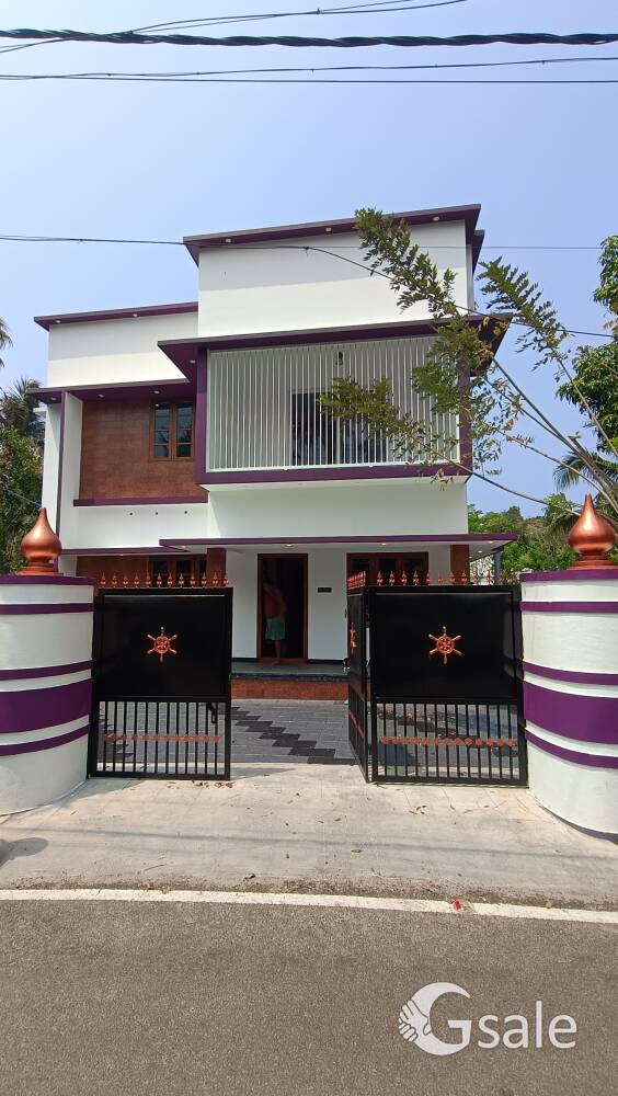 Alappuzha town near 5 cent 4 BHK new house sale 