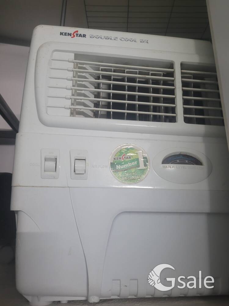 Cooler kenstar  brand about 20lt capacity 