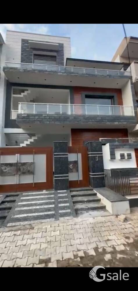 Luxurious kothi for sale