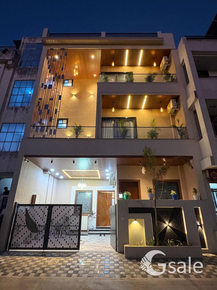 155Gaj ki luxurious 5bhk Kothi for sale 