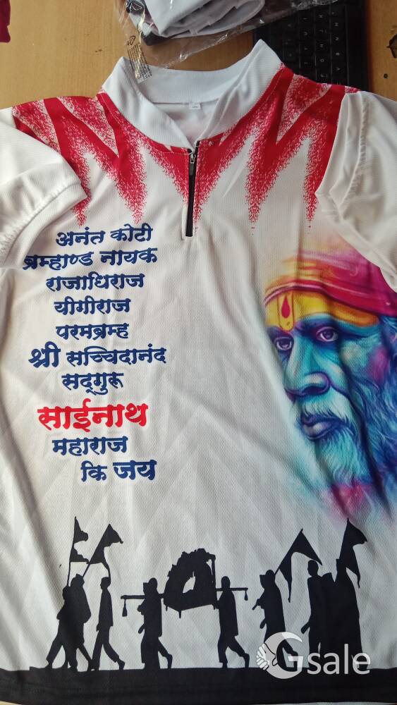 T-shirt printing on your Logo on your t shirt pillow cover photo frame key Ring,mug 