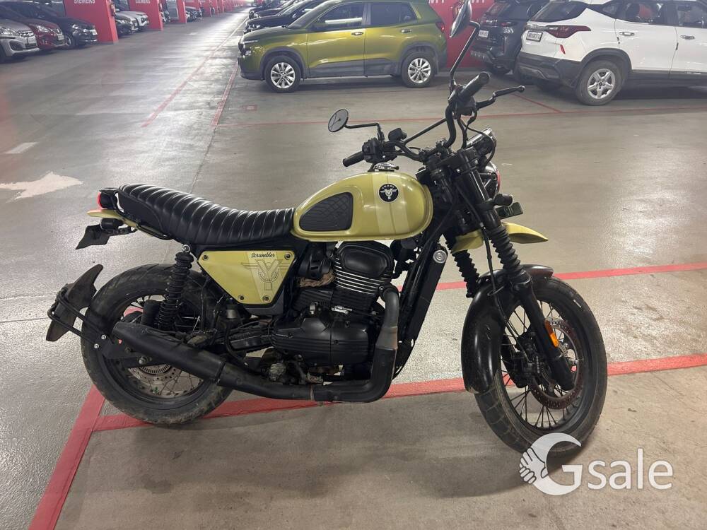 Selling yezdi scrambler 350 cc