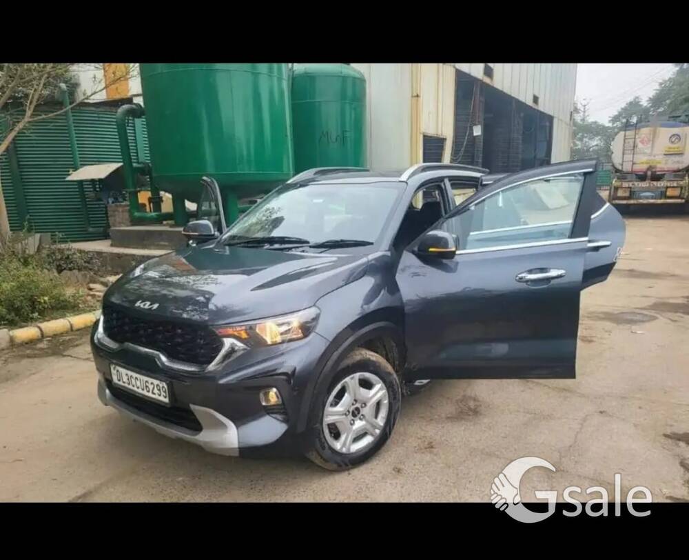 kia SONET IMT suv 2021 rs.6Lk petrol BS6 sunRof AirBg 3 on 39k km new tyr batry 9211003355 E.Delhi  
